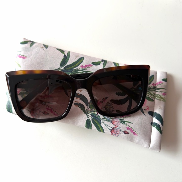Ted Baker London Accessories - 🔥 HOST PICK 🔥 NWOT Ted Baker London 55mm Polarized Cat Eye Sunglasses